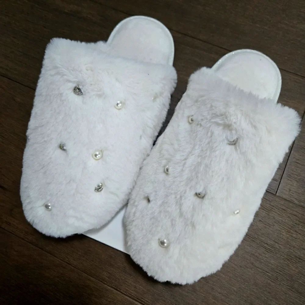Anna & Ava Cute Furry Slippers shoes size XL